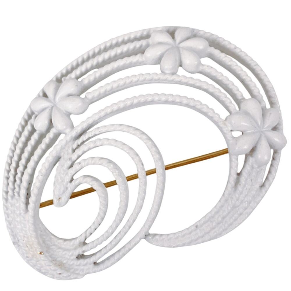 Unusual Signed Monet 1960s VTG White Enamel Floral Swirl Brooch Gold Tone Pin